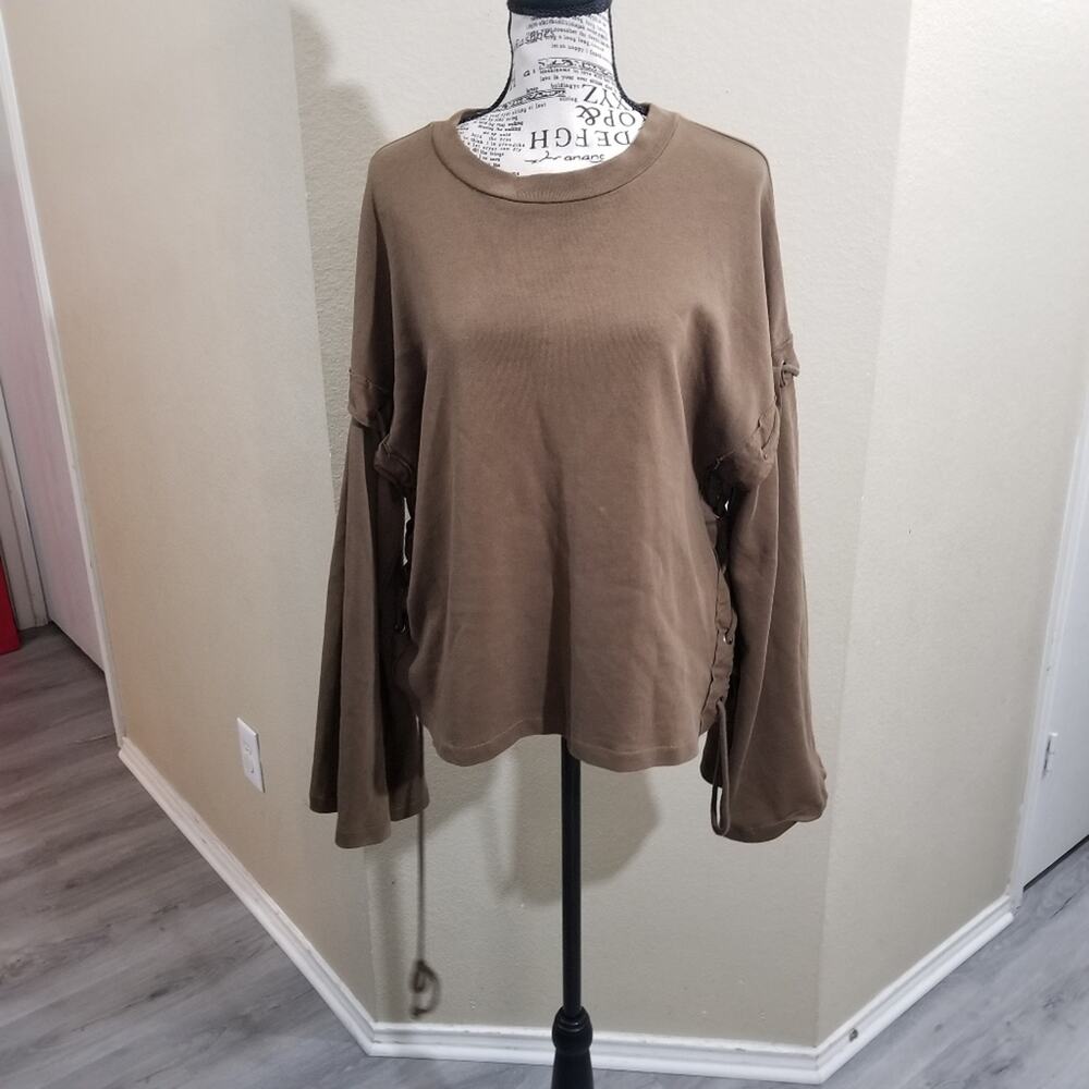 Zara Trafaluc top size medium
